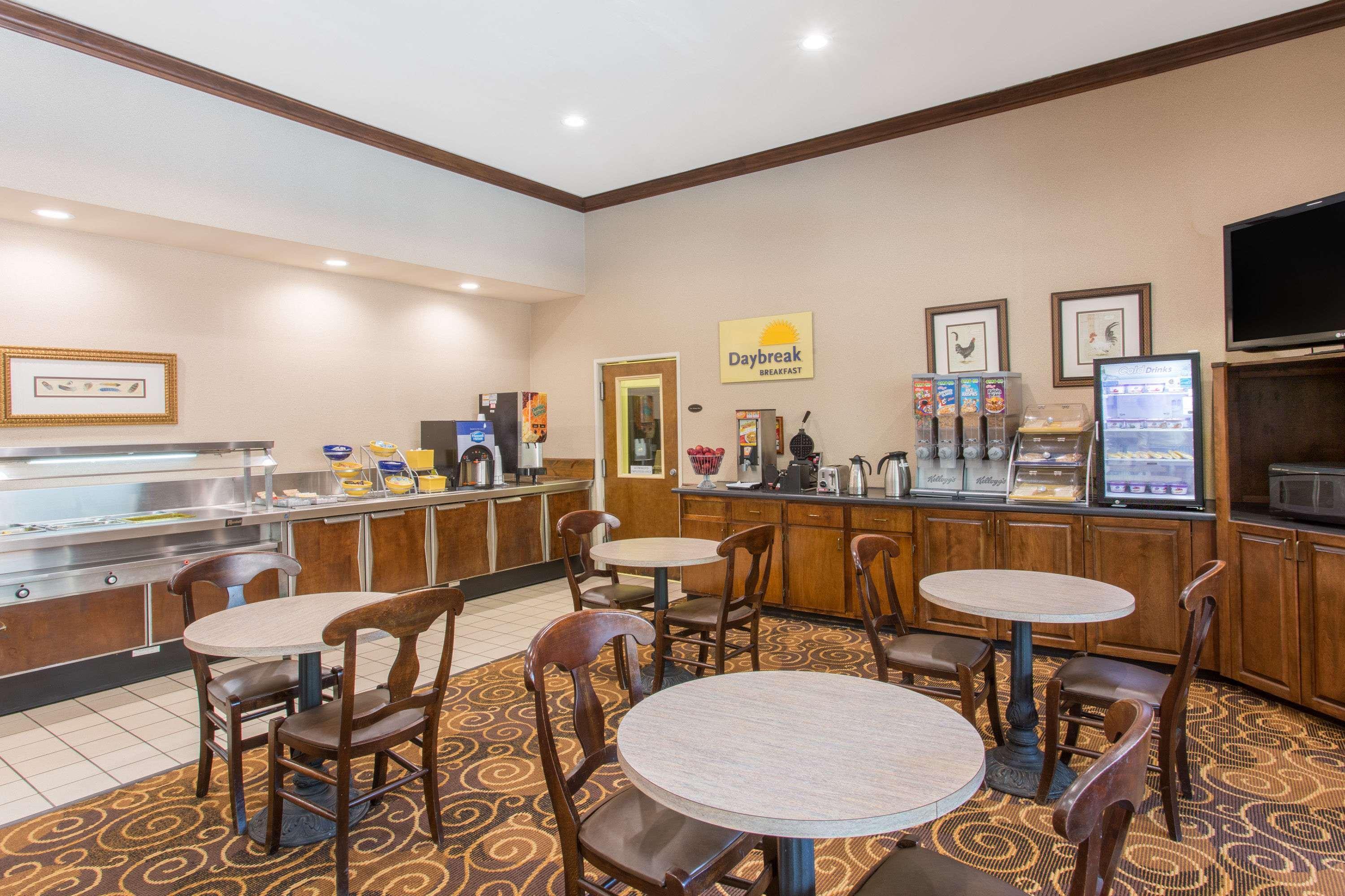 Days Inn By Wyndham Лексингтон Экстерьер фото